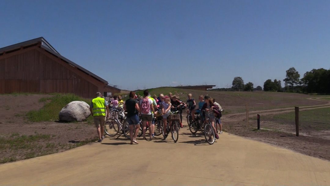 Fietstocht groep 7/8 van de GM School i.s.m.de Hist,Ver,Nei-Schoonebeek op Vrijdag 6 Juli 2018